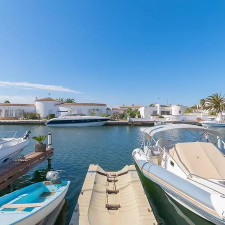 Casa Con Vista Al Canal Holiday home
