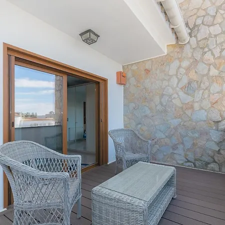 Casa Con Vista Al Canal Roses